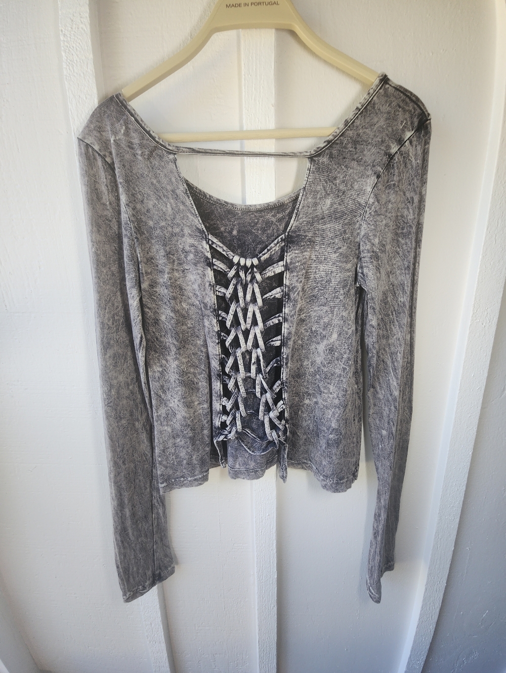 THE CLAS-SIC Gray Acid-Wash Lace-Up Back Long Sleeve Top Goth Dark Size Small